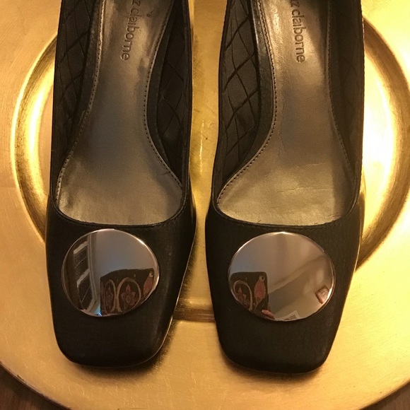 👠👠 Liz Claiborne Grey/Silver “Fiona” Ladies Size 8 ✨✨ - Picture 4 of 6
